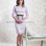 Vestido corto de encaje con manga francesa en color LILA LAVANDA