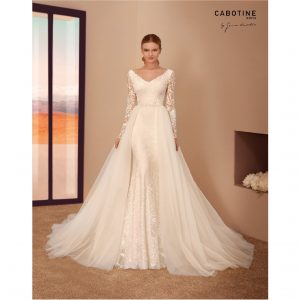 novia cabotine corona