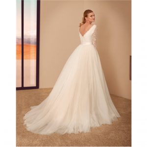 novia cabotine corona