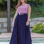 Vestido de fiesta largo talla grande bicolor con cuerpo en color rosa palo con tul de plumeti