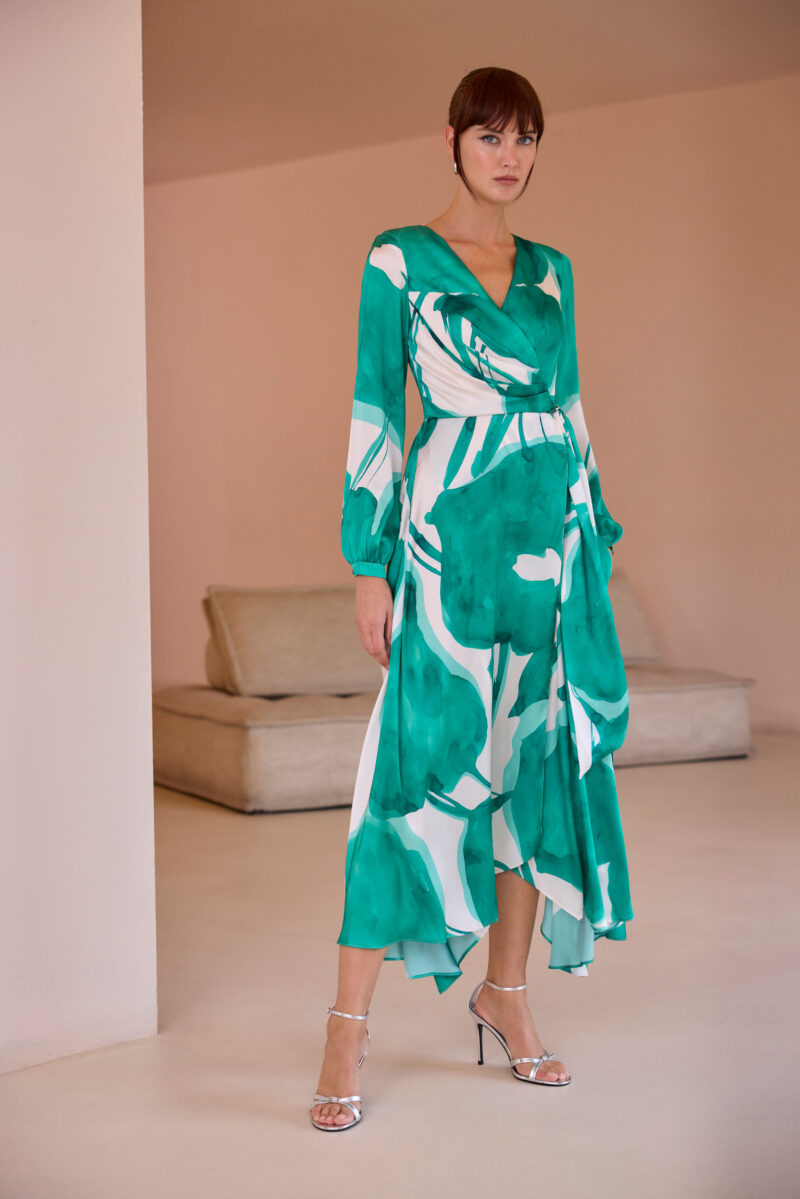 Vestido midi Carla Ruiz estampado